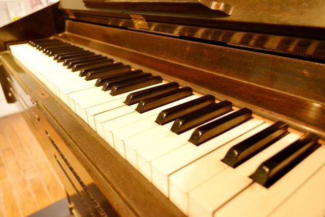 https://piano-purchase.com